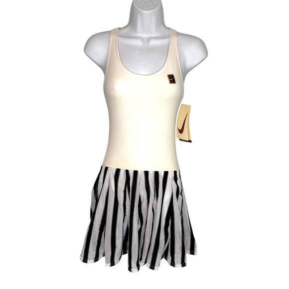 Nike Vintage Challenge Court Dri Fit Tennis Dress White & Black Stripe XS - Picture 1 of 9